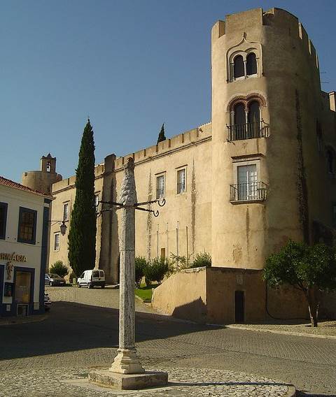 Castelo de Alvito und Pelourinho