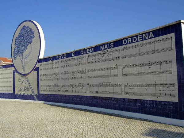 Grândola vila morena