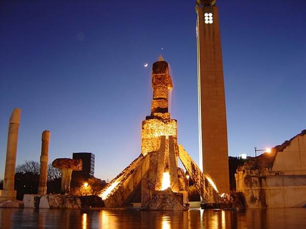 Monumento à Revolução do 25 de Abril, Lisboa